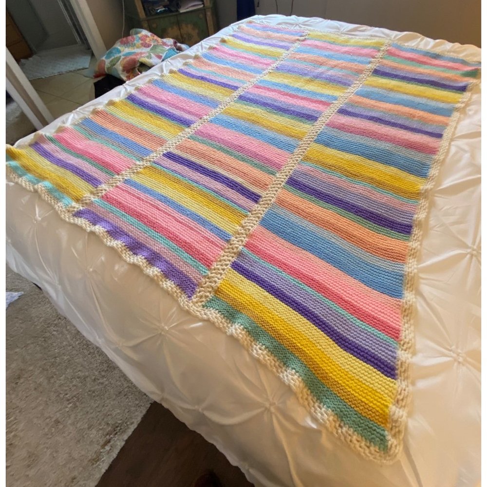 Handmade Crochet Afghan 64”x56” tight weave rainbow colors blanket throw 5x4.5 - Picture 2 of 14